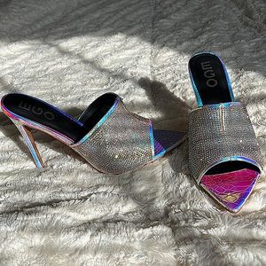 Ego mule heel multicolor, silver, rhinestone, peep toe.